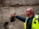 A Gerusalemme un mano nella roccia di 1.000 anni fa