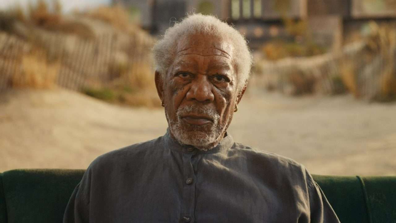 Morgan Freeman è Stuart