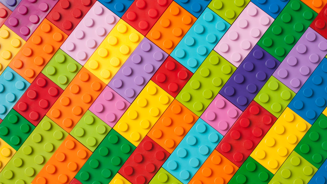 Lego rinuncia alla plastica riciclata per i suoi mattoncini