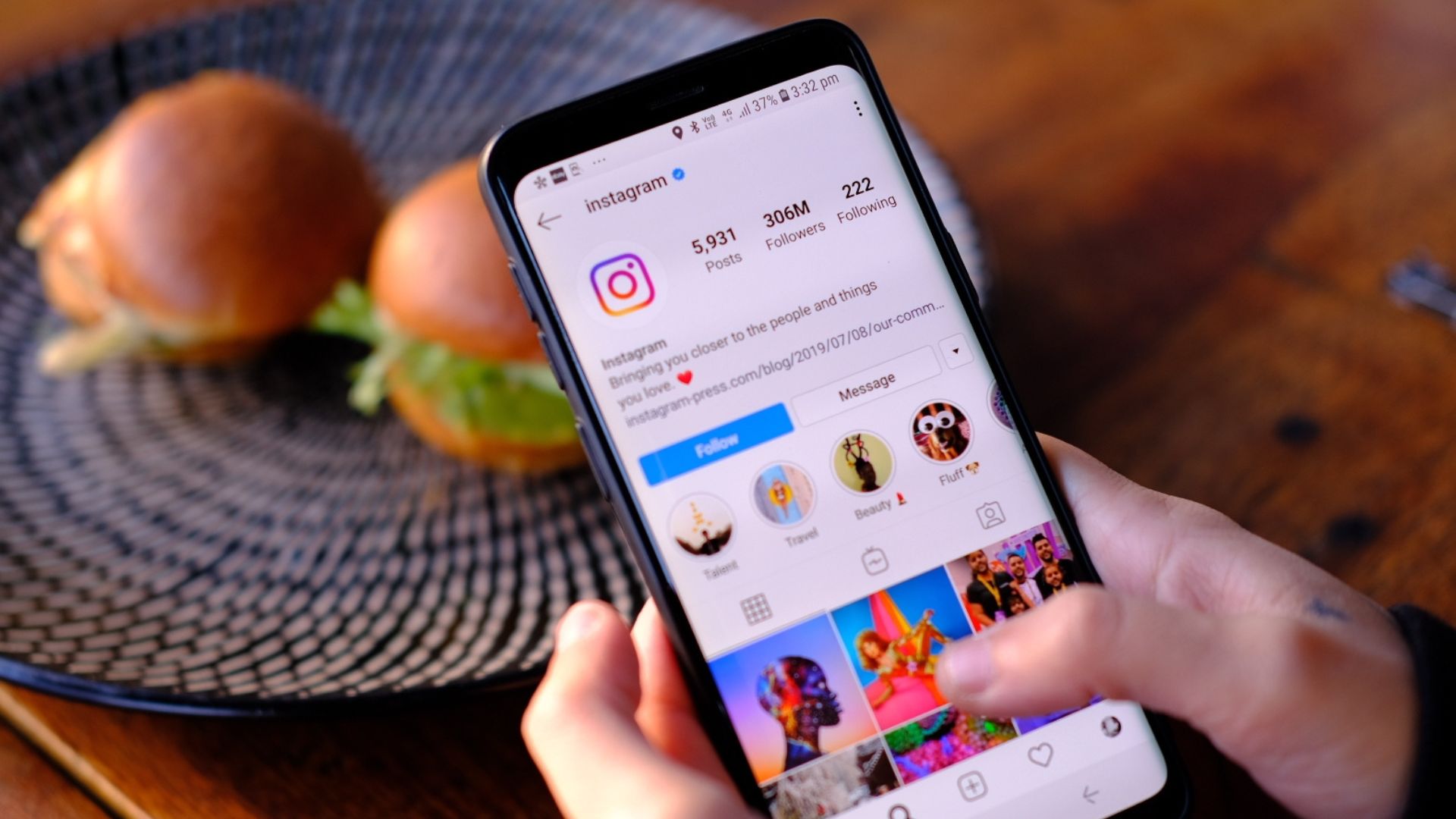 Novità e consigli Instagram 2024: Filtro per follower e addio hashtag