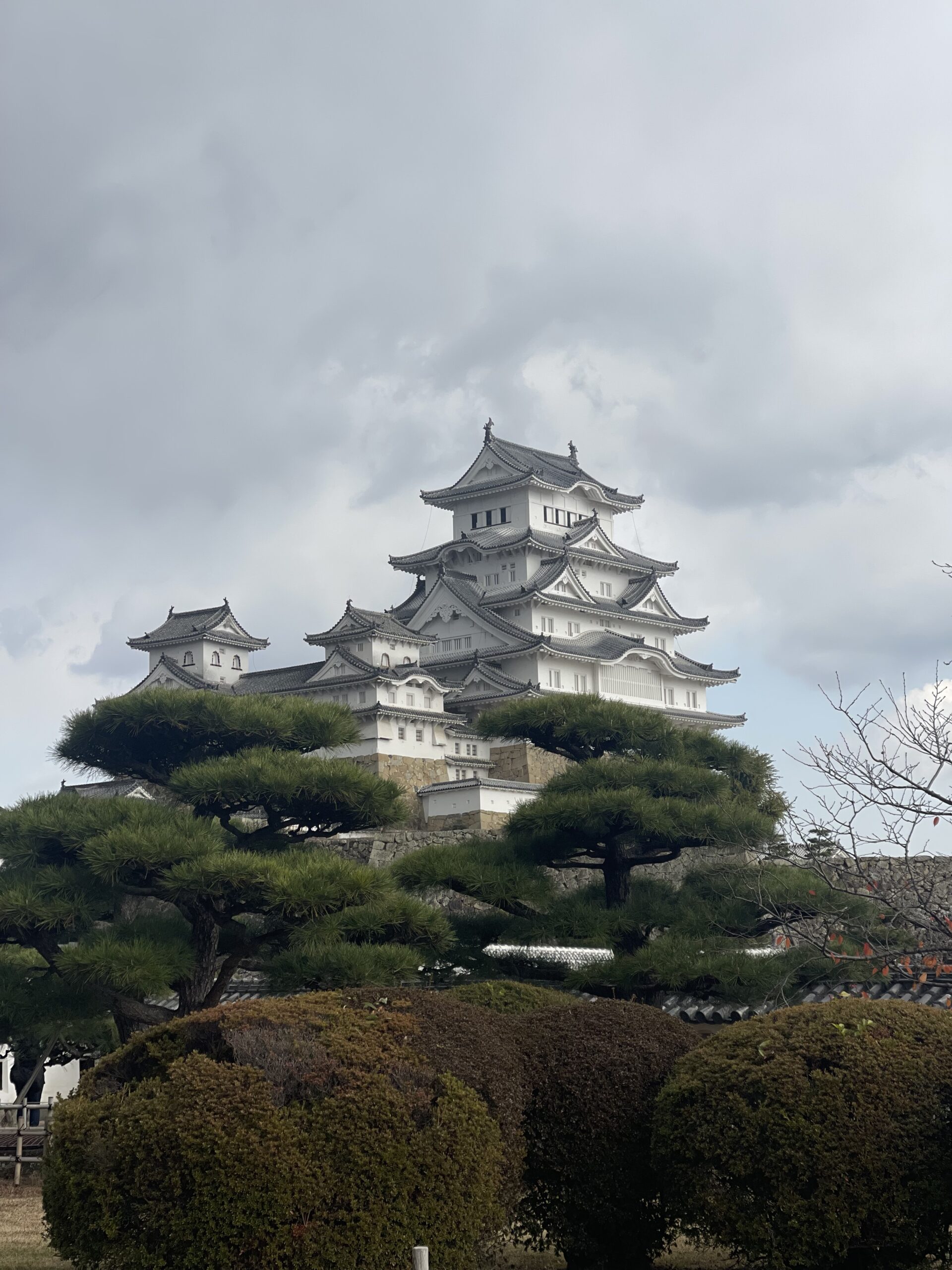 Il Castello di Himeji: una fortezza millenaria nel cuore del Giappone